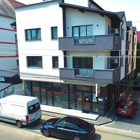 Astar Apartments - Large Rădăuţi Zewnętrze zdjęcie