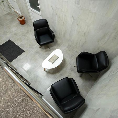 Astar Apartments - Large Rădăuţi Zewnętrze zdjęcie